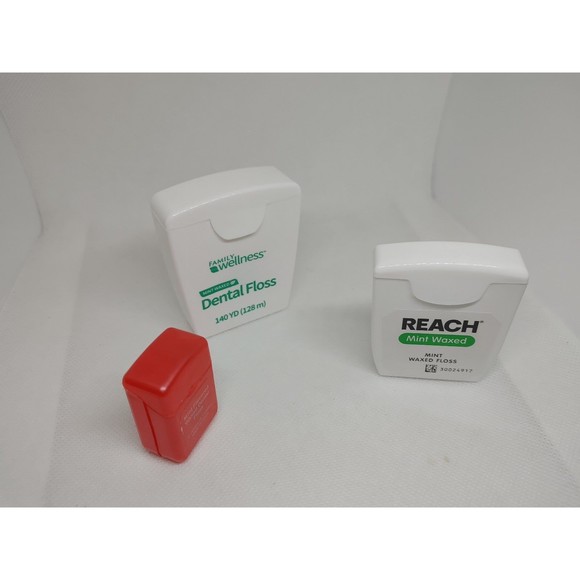 Different Branded Dental Floss, Scope Flavor, 40m (Pack of 6) - Picture 2 of 3